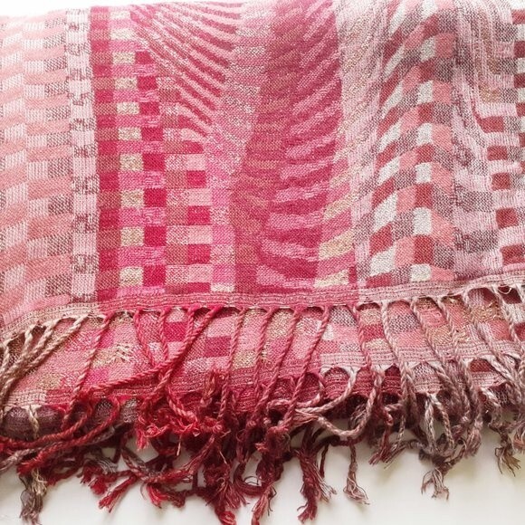 Collection Eighteen Maroon Rayon Metallic Rectangle Fringe  Scarf 80x21.5" - Picture 5 of 8